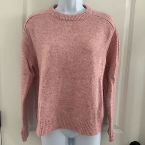 J.CREW Merino Wool Alpaca Blend Pink Pull-On Crewneck Sweater.
Size Small.